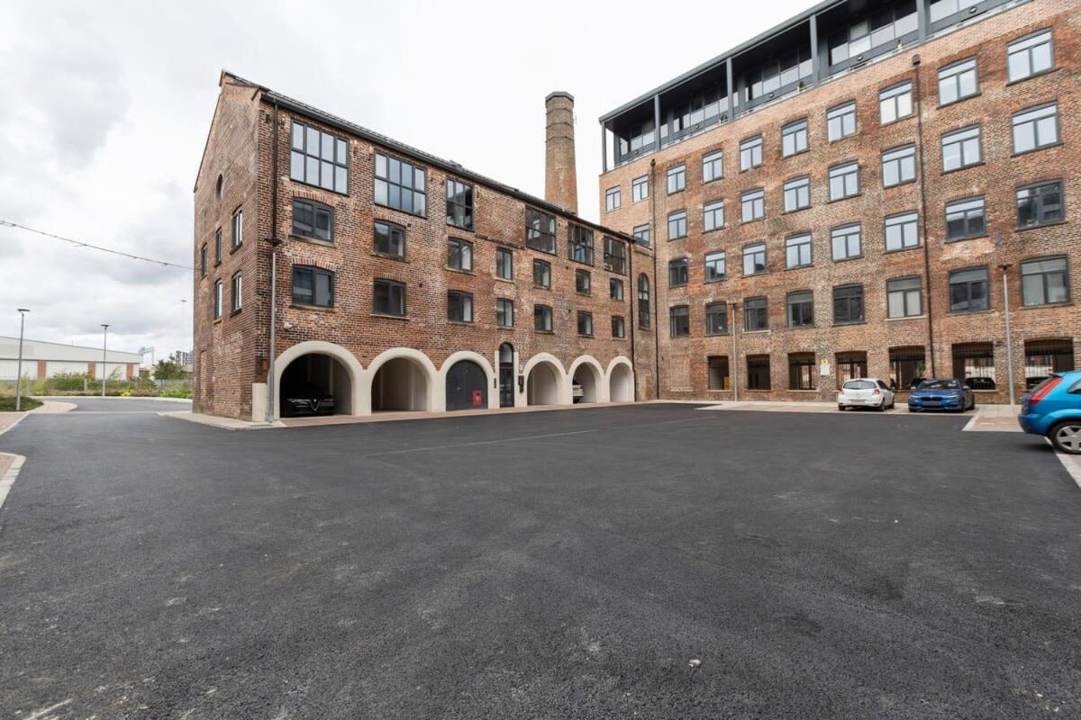 1 Bed Modern Apartment In A Converted Mill 리즈 외부 사진